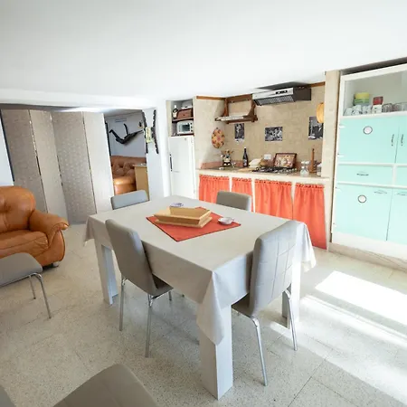 בית נופש Casa Caronia *