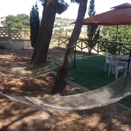 Casa Caronia בית נופש *